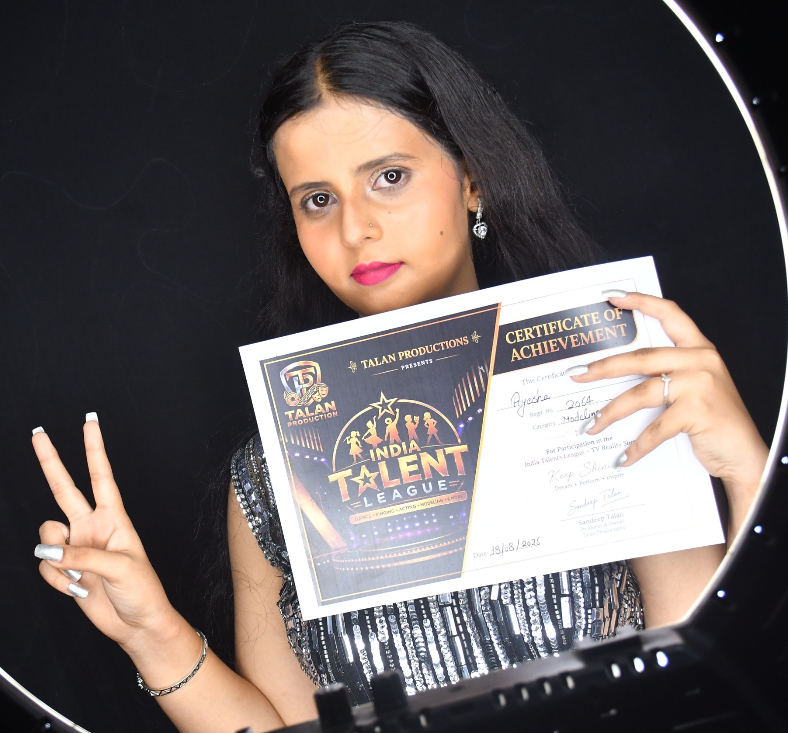 AYESHA - MODELING Category